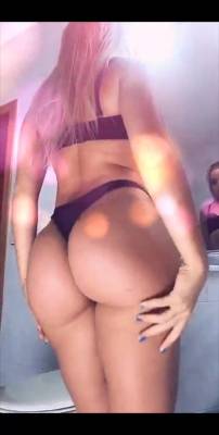 Paola Skye sexy booty view snapchat premium xxx porn videos on fanspics.net