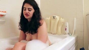 Norah Solano sexy horny the bath cums | ManyVids Free Porn Videos on fanspics.net