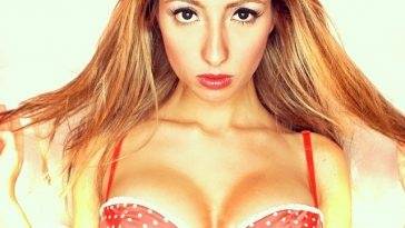 IWantMyLauren / Lauren Francesca Sexy Cleavage and Bikini (63 pics) on fanspics.net