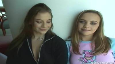 BREAKING HOT BABES ASSES - AURORA SNOW & GAUGE on fanspics.net