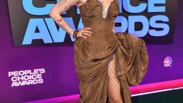 Paris Jackson is Pictured in a Brown Dress at 47th Annual People 19s Choice Awards on fanspics.net