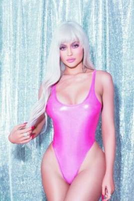 Kylie Jenner Thong Swimsuit Photoshoot Leaked - Usa on fanspics.net