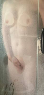 BREEessrig Nude Shower  Video on fanspics.net
