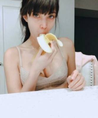 Cincinbear Banana Blowjob Onlyfans Video Leaked on fanspics.net