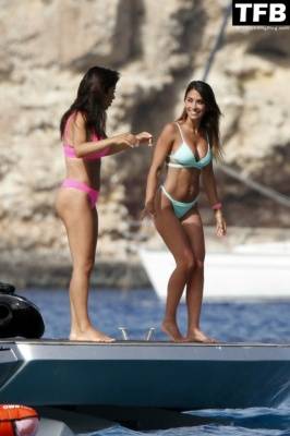Antonela Roccuzzo & Lionel Messi Enjoy a Day at Sea in Ibiza with Cesc Fabregas and Daniella Semaan on fanspics.net