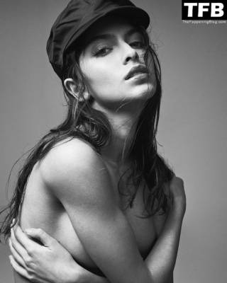 Lucia Rivera Nude & Sexy on fanspics.net