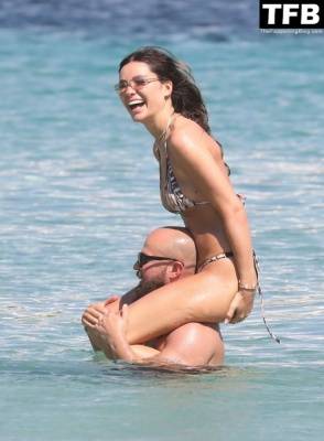 Ruby Mae Enjoys Her Summer Holidays with a New Boyfriend out in Mykonos on fanspics.net