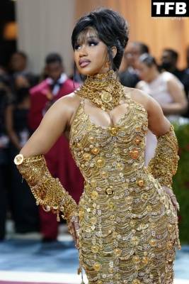 Cardi B Shows Off Her Huge Boobs in a Golden Dress at The 2022 Met Gala in NYC on fanspics.net