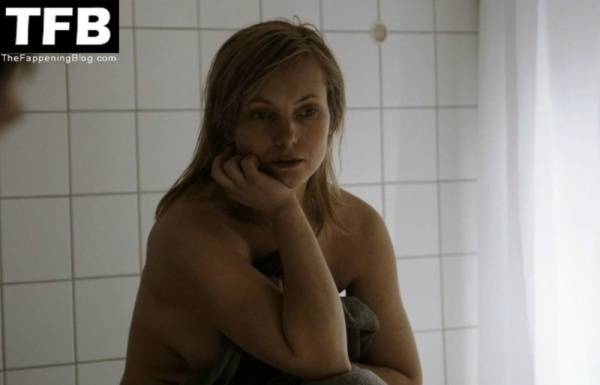 Nadja Uhl Nude & Sexy (5 Pics) on fanspics.net