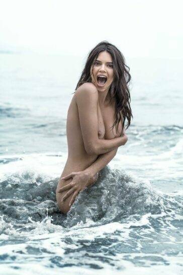 Kendall Jenner Nude Magazine Photoshoot Leaked - Usa on fanspics.net