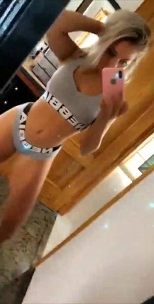 Paola Skye sexy in front of mirror view snapchat premium xxx porn videos on fanspics.net