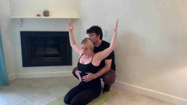 Stepson helps stepmom with yoga and stretches her pussy (2)1 4 on fanspics.net