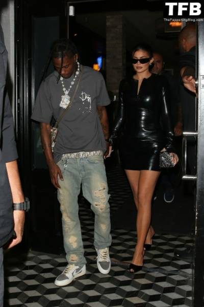 Kylie Jenner & Travis Scott Dine Out with James Harden at Celeb Hotspot Crag 19s in WeHo on fanspics.net