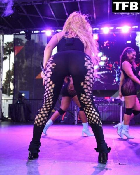 Iggy Azalea Displays Her Stunning Figure at the Long Beach Pride Music Festival in LA on fanspics.net