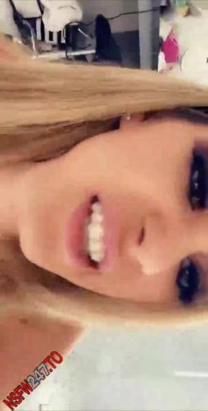 Kayla Kayden riding toy snapchat premium xxx porn videos on fanspics.net