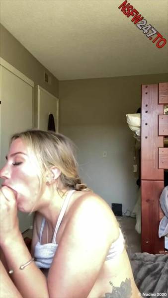 Emily Knight Love sucking cock Let him cum all over my mouth it was so hot snapchat premium 2021/02/02 on fanspics.net