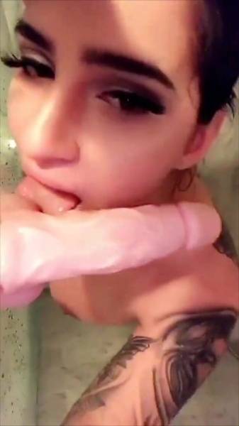 Cassie Curses shower dildo blowjob & riding snapchat premium free xxx porno video on fanspics.net