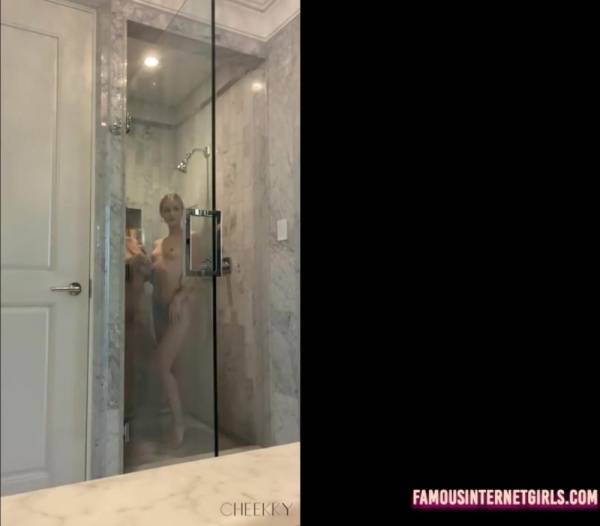 Mati Marroni Lesbian Shower Video  on fanspics.net