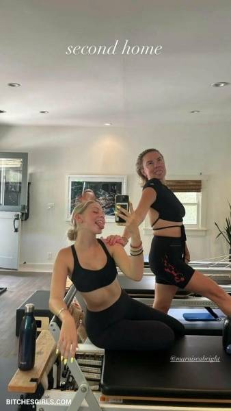 Jordyn Jones Celeb  Tits - Latest Ass Photos on fanspics.net