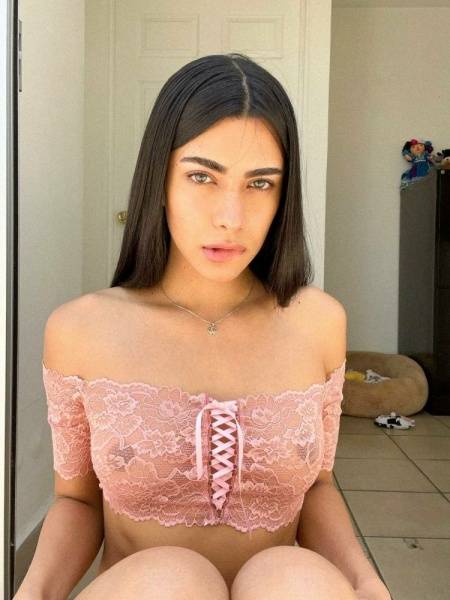 Gabrielle Maya (Gabriellefmaya) Nude OnlyFans Leaks (17 Photos) on fanspics.net