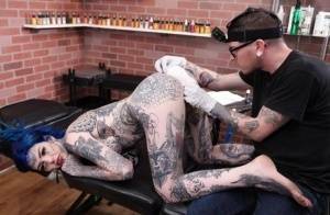 Tattoo enthusiast Amber Luke gets fucked after getting a new tat on fanspics.net