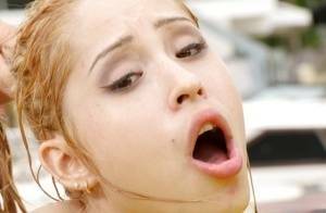 Young Latina slut Goldie Ortiz taking cumshot in mouth outdoors on fanspics.net