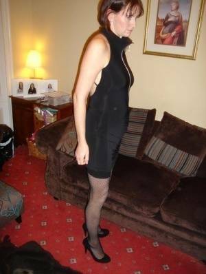 Middle-aged woman Slut Scot Susan dildos her asshole before and after a BJ - Scotland on fanspics.net