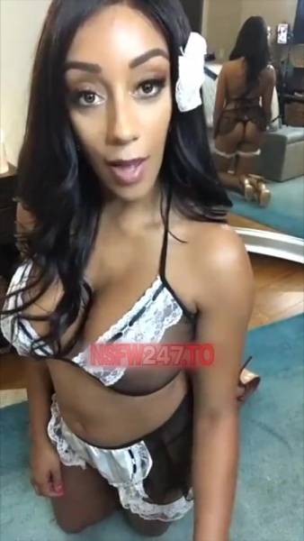 Ariana Gray sexy maid tease snapchat premium xxx porn videos on fanspics.net