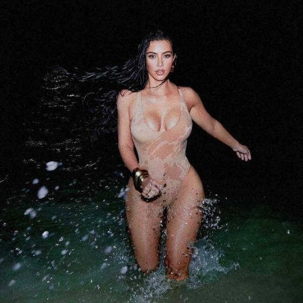 Kim Kardashian (kim_kardashian) Nude OnlyFans Leaks (12 Photos) on fanspics.net