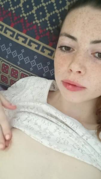 Little lee adorable innocent teen w/ freckles playing tits & mouth gagging petite XXX porn videos - Britain on fanspics.net