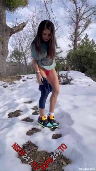 Violet Summers How to make yellow snow snapchat premium 2021/02/04 porn videos on fanspics.net