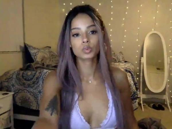 Mixedbeauty45 MFC naked webcam videos on fanspics.net