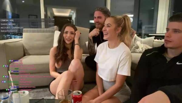 Cute Teens Boob Falls Out Of Her Dress Live On Twitch on fanspics.net