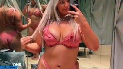 Bbw Swimsuit Selfie on fanspics.net