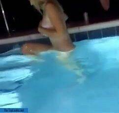 Unhinged teen jumps into pool topless on fanspics.net