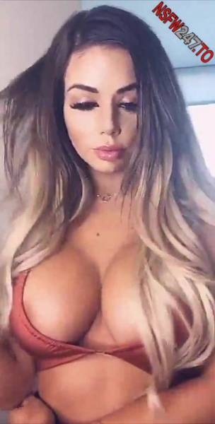 Juli Annee outfit tease snapchat premium xxx porn videos on fanspics.net