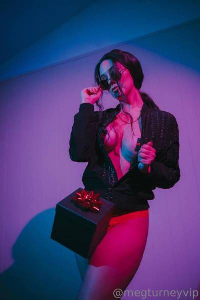 Meg Turney Dick In A Box Onlyfans Set Leaked on fanspics.net