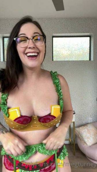 Meg Turney Cheeseburger Lingerie Try On Onlyfans Video Leaked on fanspics.net