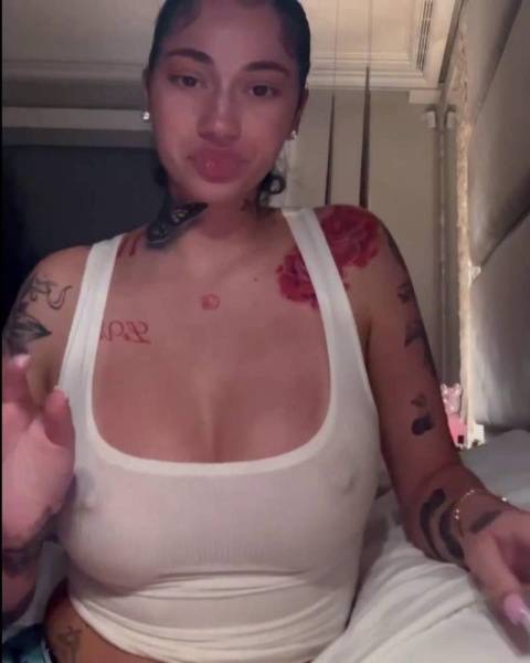 Bhad Bhabie Sexy Nipple Pokies Top Snapchat Video Leaked - Usa on fanspics.net