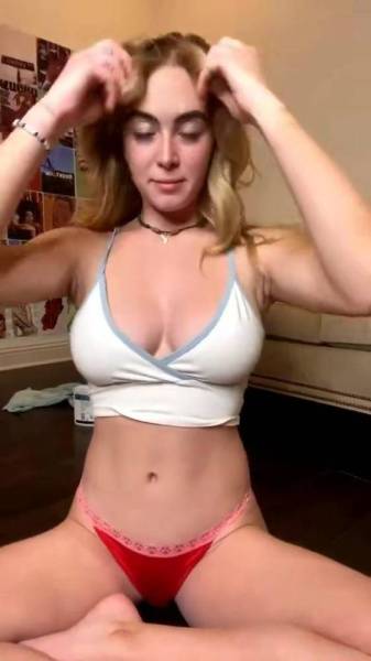 Grace Charis Topless Stretching Livestream Video Leaked on fanspics.net