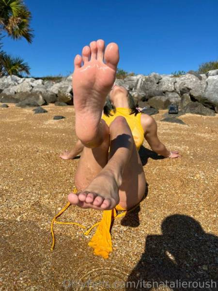 Natalie Roush Wet Feet Posing PPV Onlyfans Set Leaked on fanspics.net