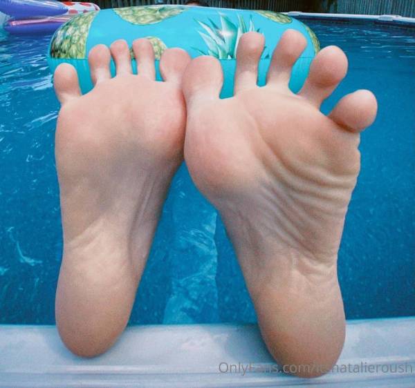 Natalie Roush Wet Feet Onlyfans Set Leaked on fanspics.net