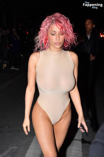 Bianca Censori Flashes Her Nude Boobs in Paris (57 Photos) on fanspics.net