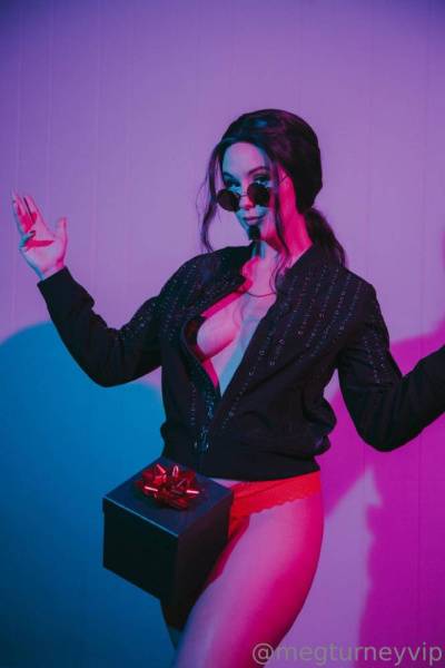 Meg Turney Dick In A Box Onlyfans Set Leaked on fanspics.net