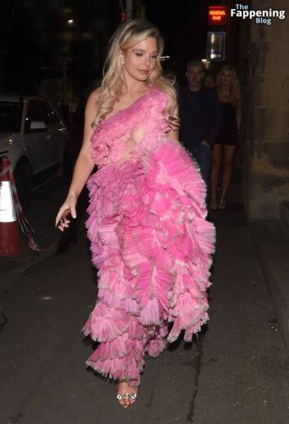 Helen Flanagan Looks a Little Worse For Wear on Birthday Night Out (75 Photos) on fanspics.net