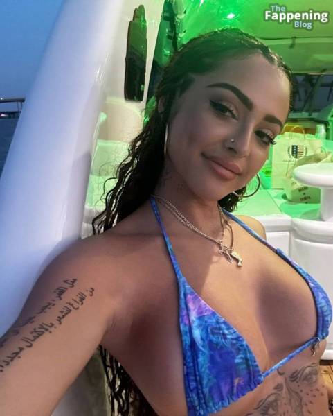 Malu Trevejo Displays Her Sexy Boobs in a Bikini (8 Photos) on fanspics.net